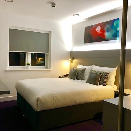 Ilford Hotel Goodmayes Extérieur photo
