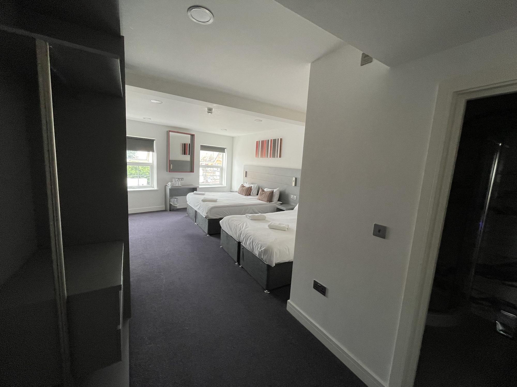 Ilford Hotel Goodmayes Extérieur photo