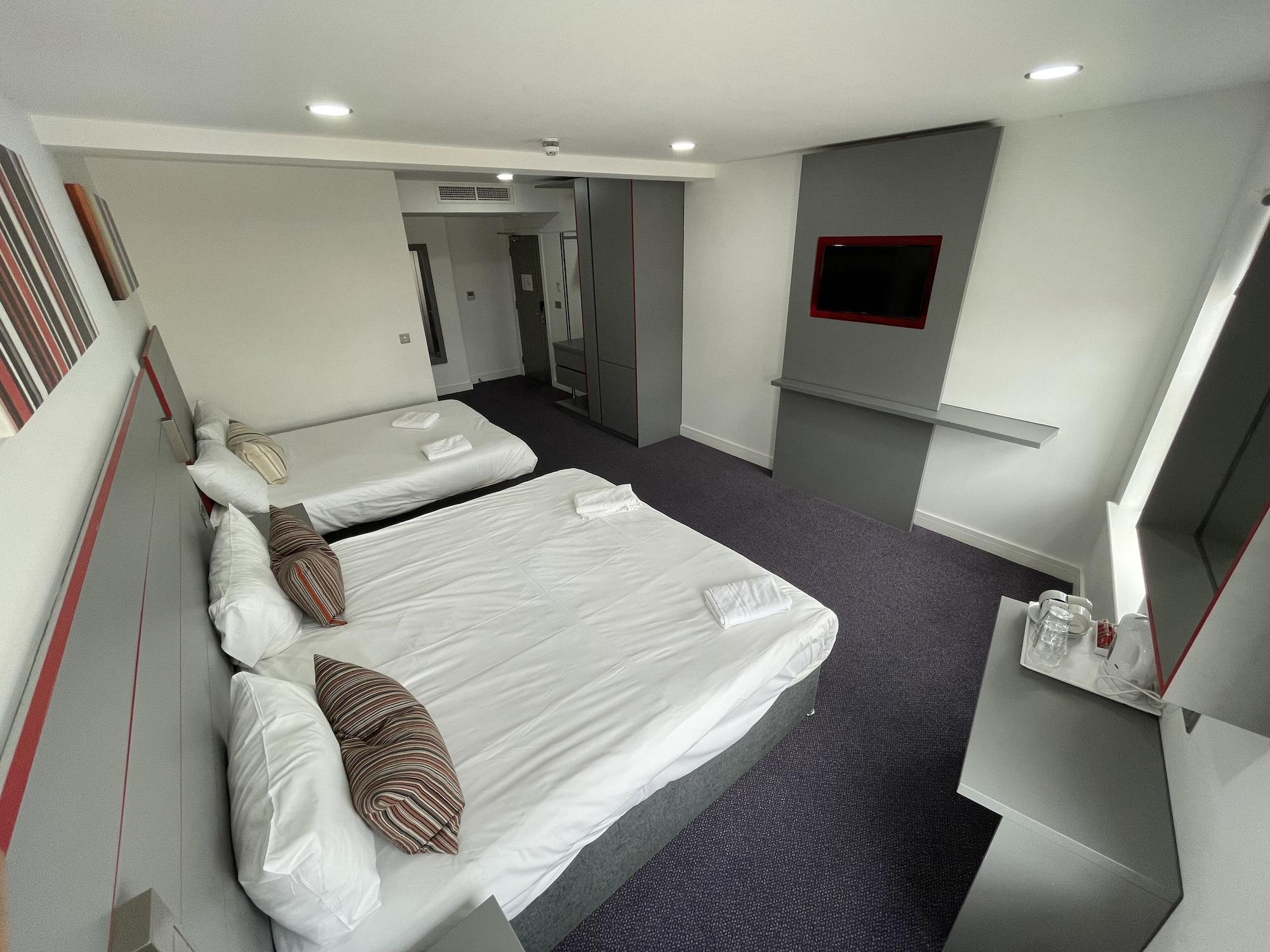 Ilford Hotel Goodmayes Extérieur photo