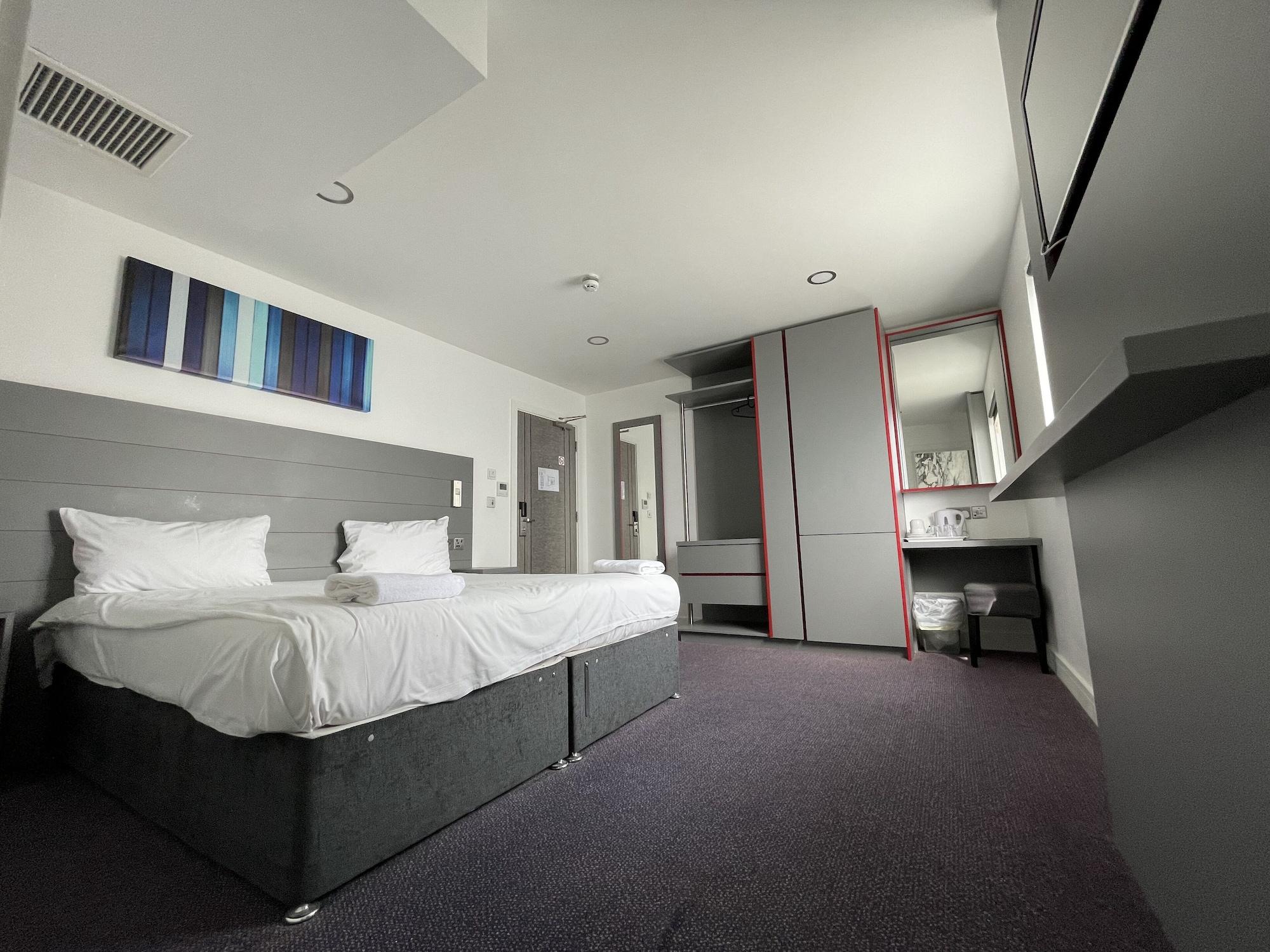 Ilford Hotel Goodmayes Extérieur photo