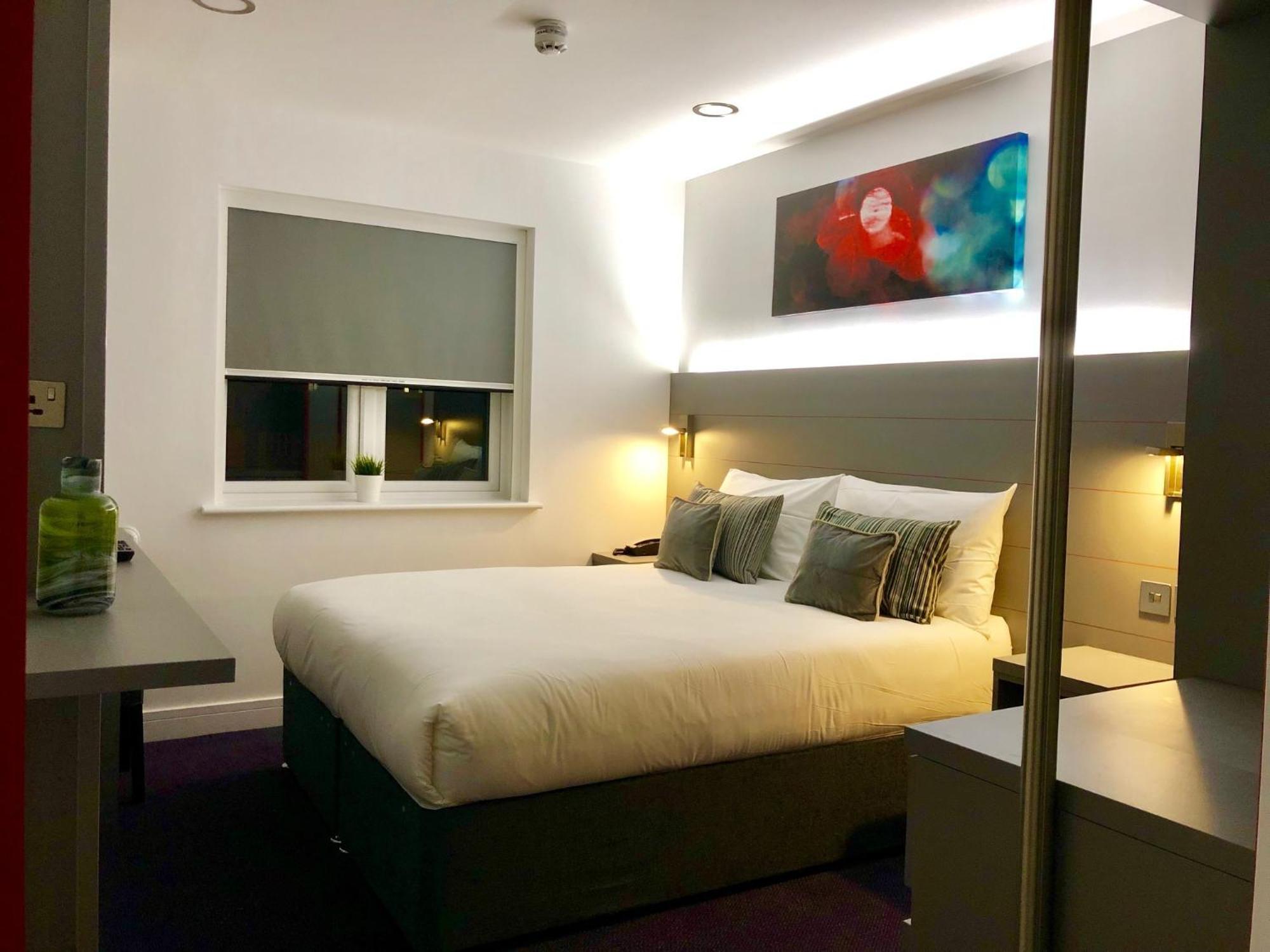 Ilford Hotel Goodmayes Extérieur photo