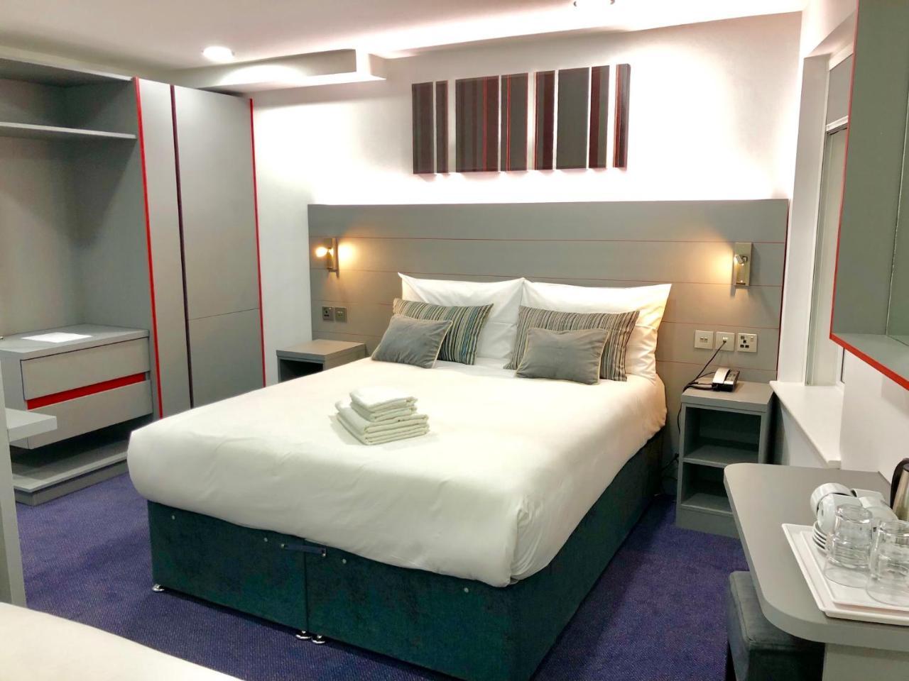 Ilford Hotel Goodmayes Extérieur photo